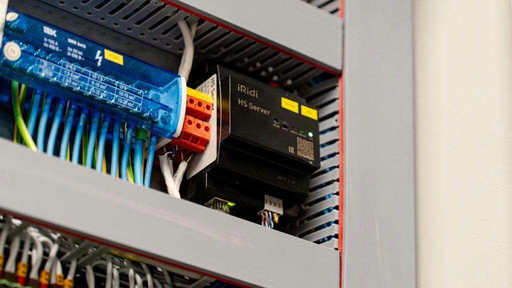 In-depth laboratory comparison of Dresden Elektronik ConBee II and ConBee III co